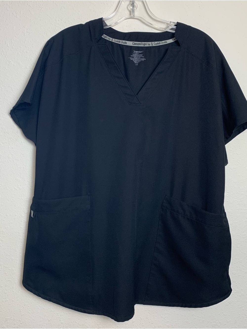 Cuddl‎ Duds Black V-Neck Scrubs Top Large ClimateRight